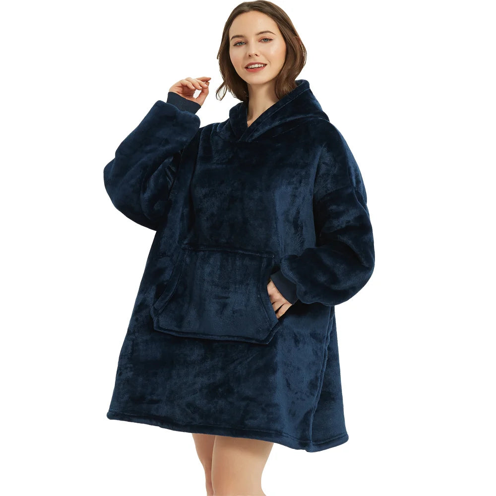 Sherpa-Schätzchen – Flauschige Hoodie-Decke mit Ärmeln