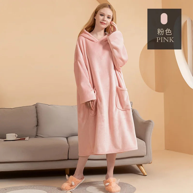 Sofa-Schnecke – Oversize-Kapuzenpulli-Decke