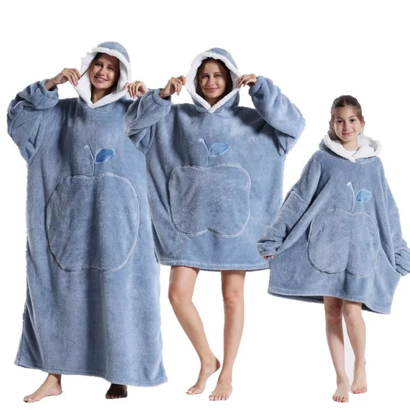 Kuschel-Kokon – Langer Hoodie mit Ärmeln
