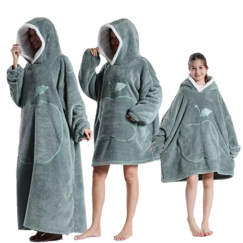 Kuschel-Kokon – Langer Hoodie mit Ärmeln