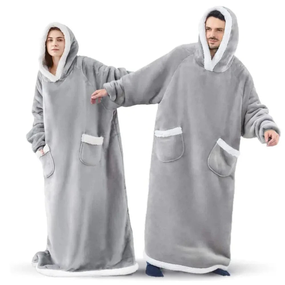 Flanell-Fee – Extralange Decke mit Ärmeln