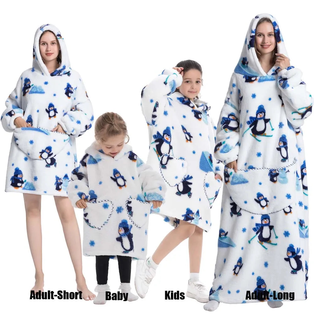 Familien-Flausch – XXL-Hoodie-Decke mit Ärmeln