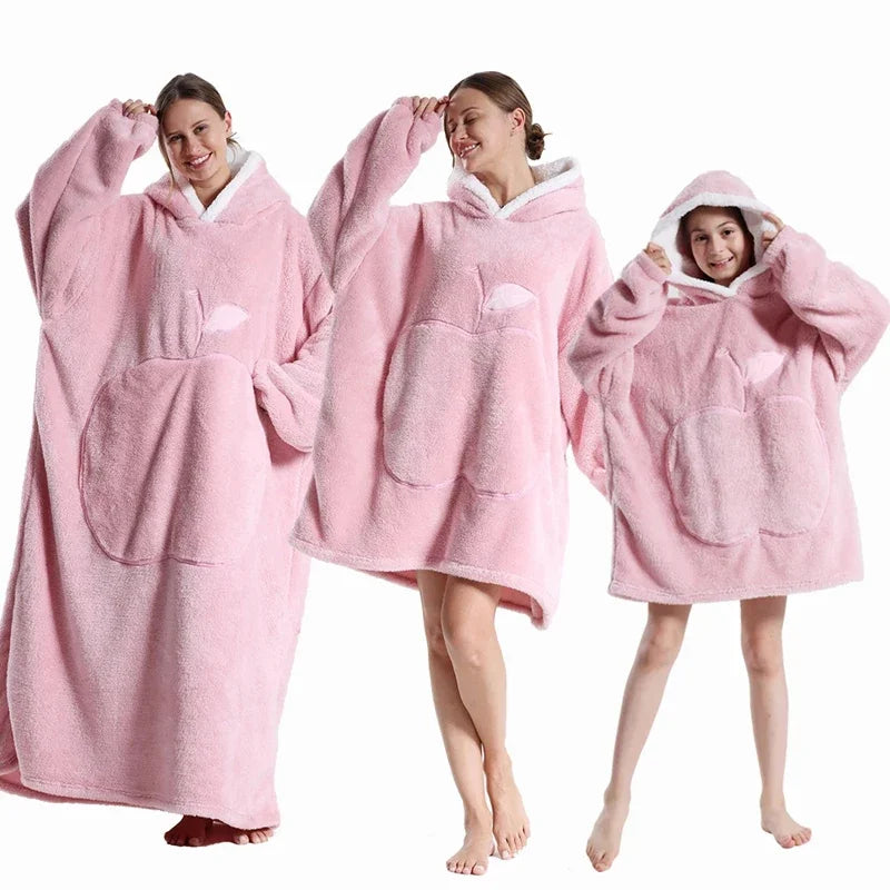 Kuschel-Kokon – Langer Hoodie mit Ärmeln