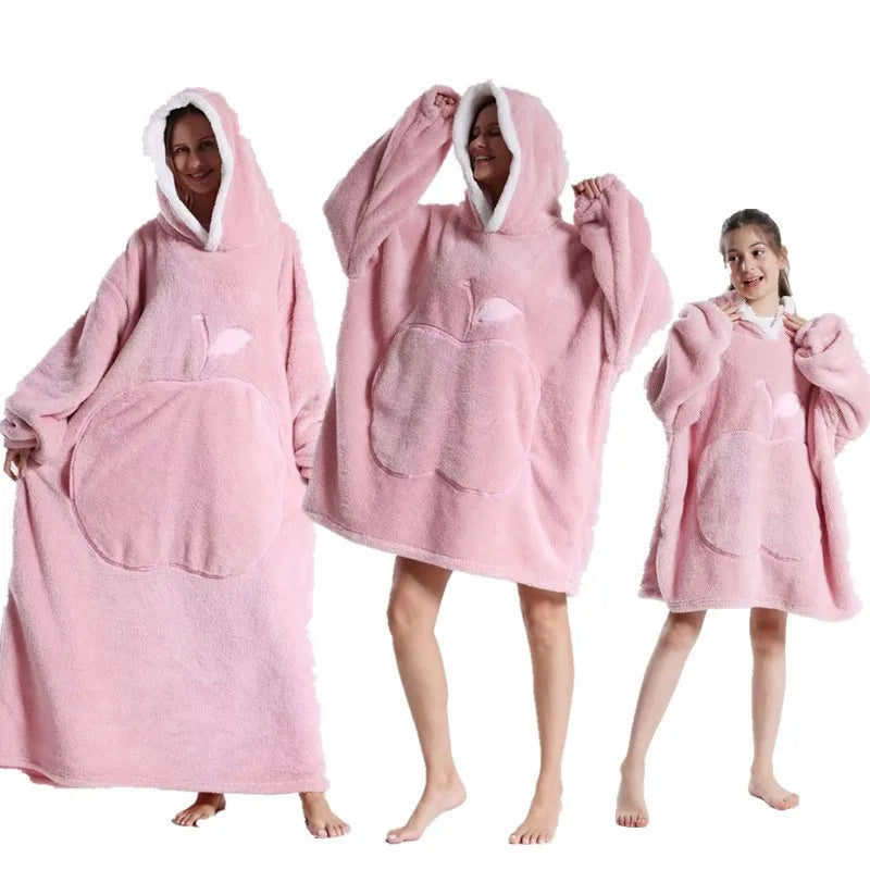 Kuschel-Kokon – Langer Hoodie mit Ärmeln