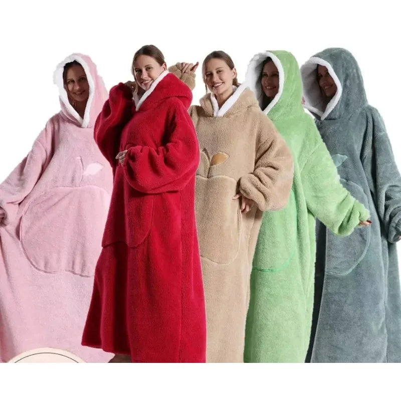 Kuschel-Kokon – Langer Hoodie mit Ärmeln
